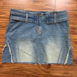 Vintage 90’s Rampage Frayed Belted Denim Mini Skirt Size 5 Casual Girlhoodcore